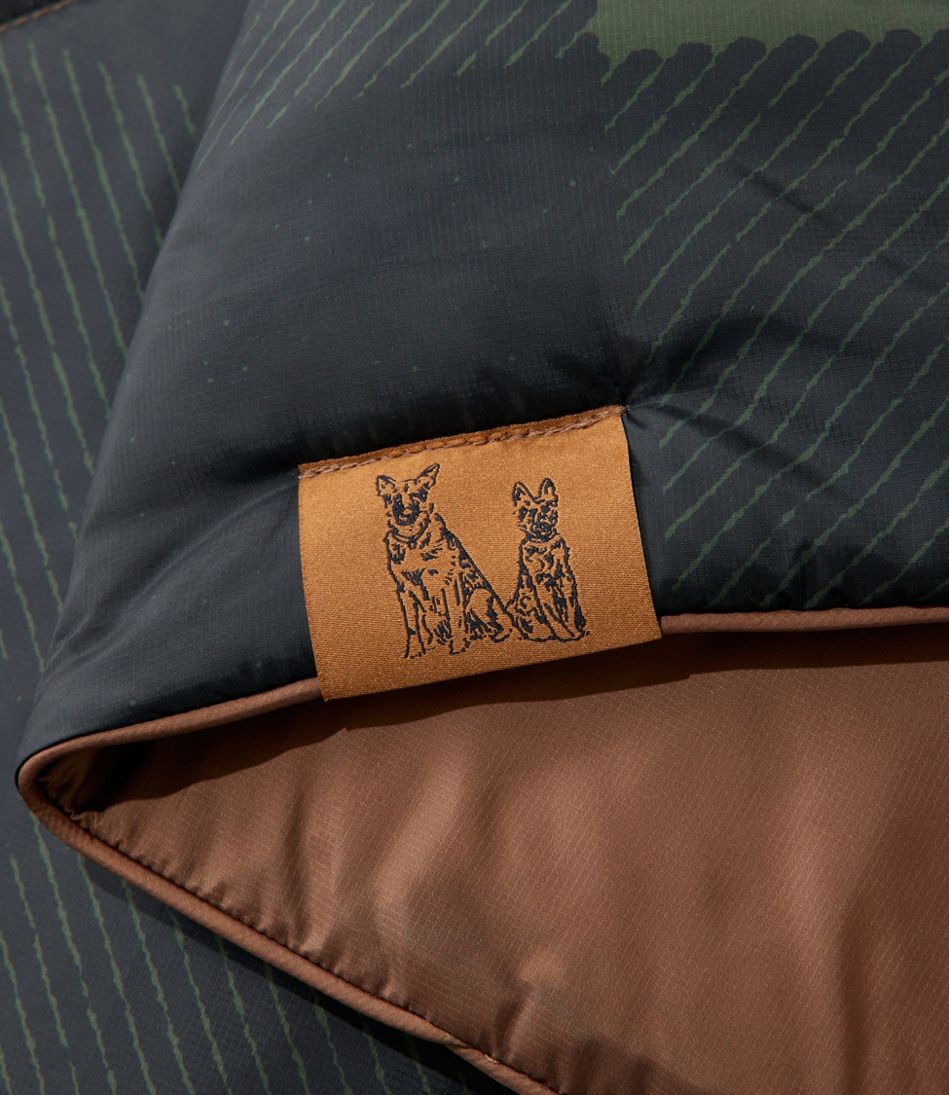 & Noah Kahan Puffer Blanket