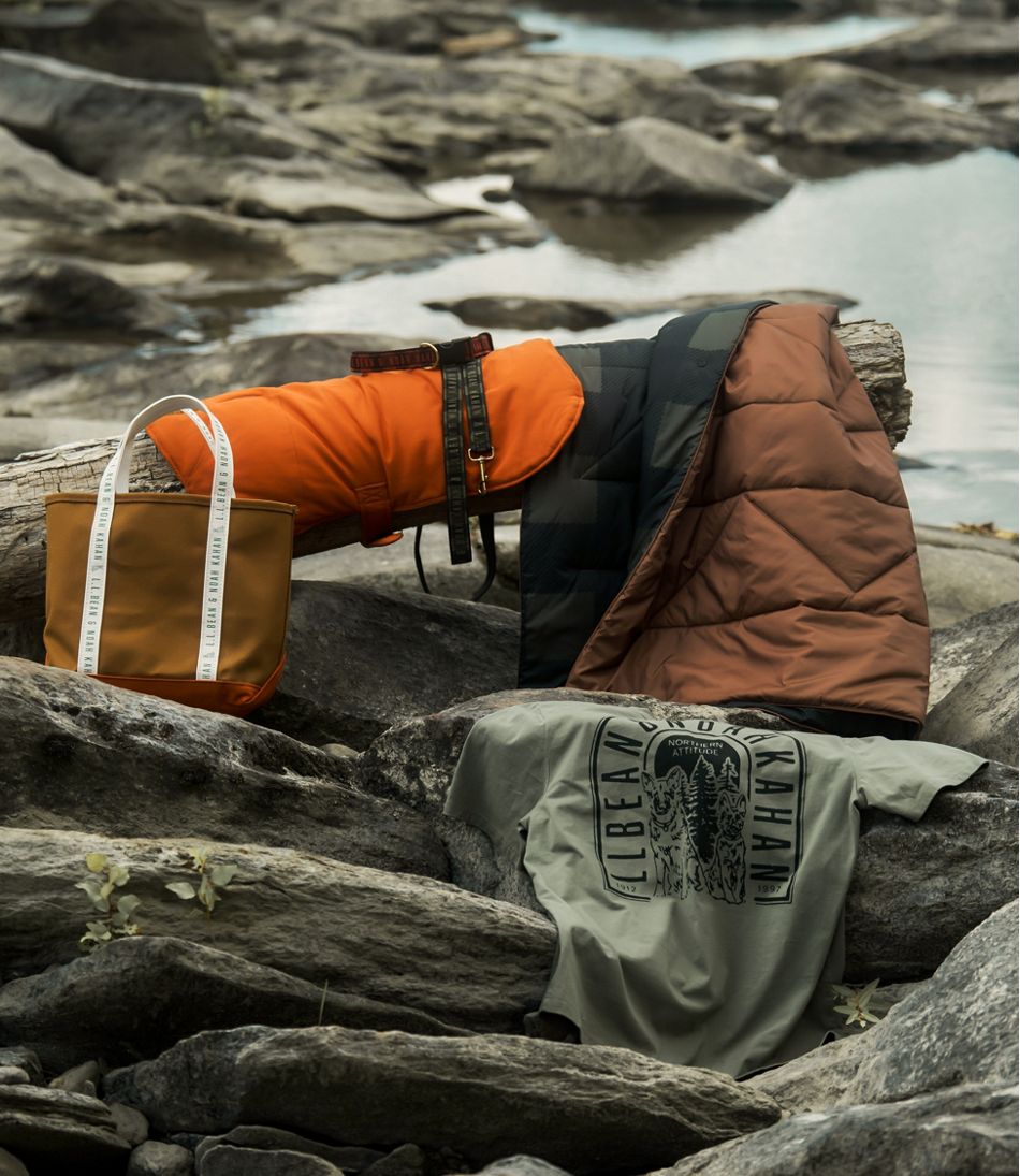 & Noah Kahan Puffer Blanket