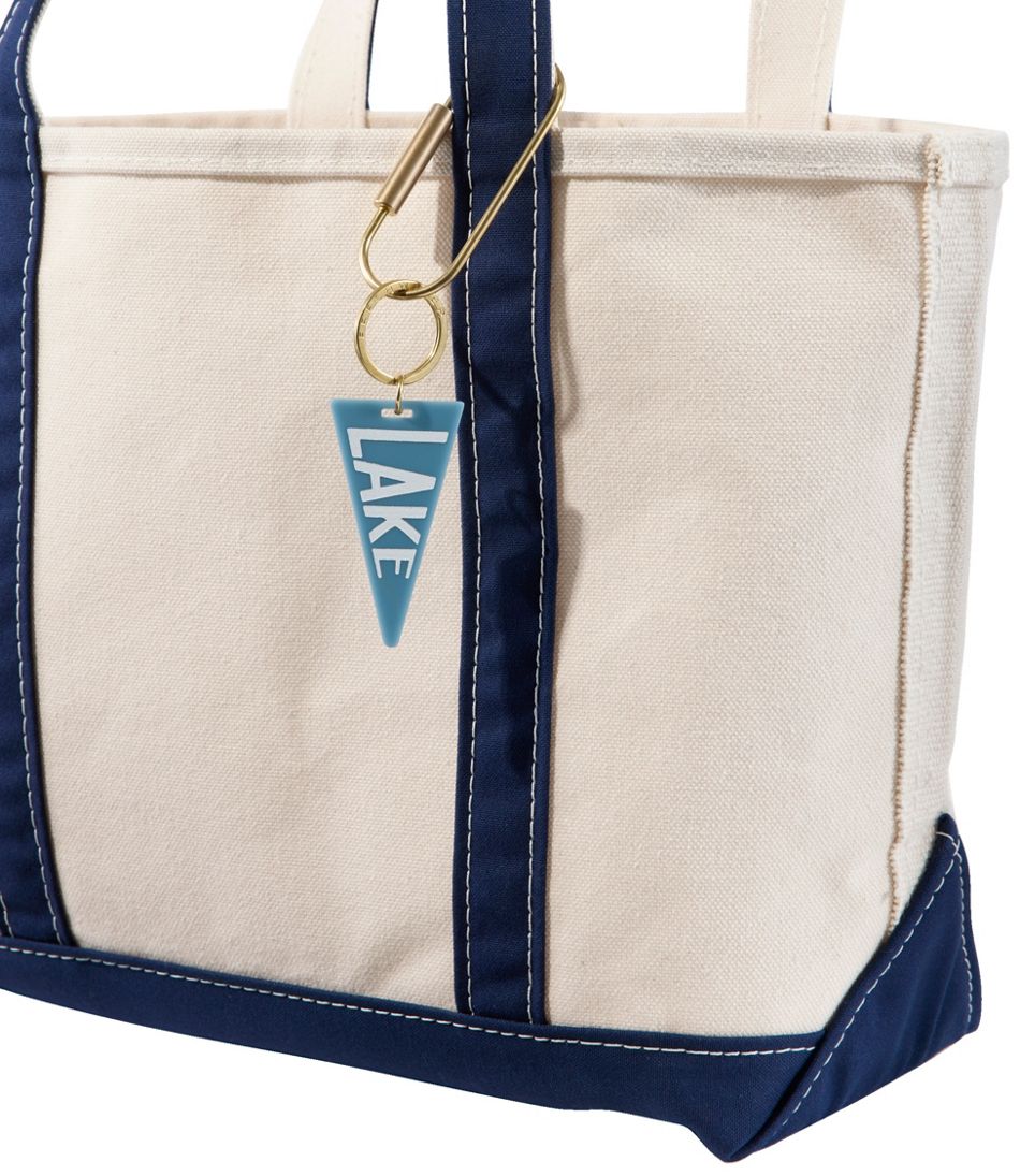 Pennant Charm, Lake
