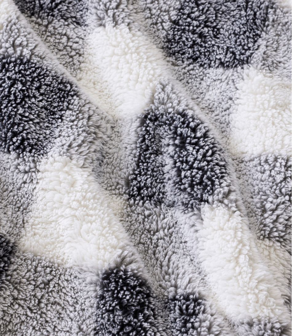 Cozy Plush Throw, Plaid