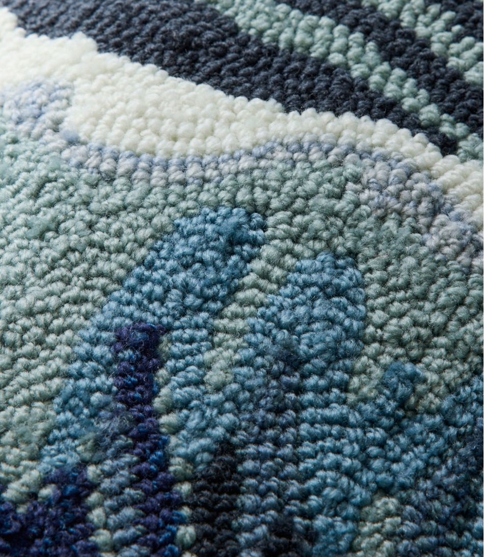 Indoor/Outdoor Hooked Pillow, 18x18 Ocean Waves